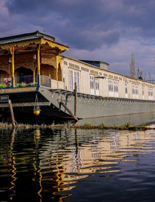 HOUSEBOAT KASHMIR DELPHIC